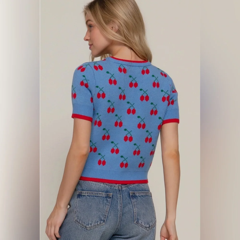 NWT Short Sleeve Contrasting Edge Line Cherry Pattern Sweater - Picture 3 of 4